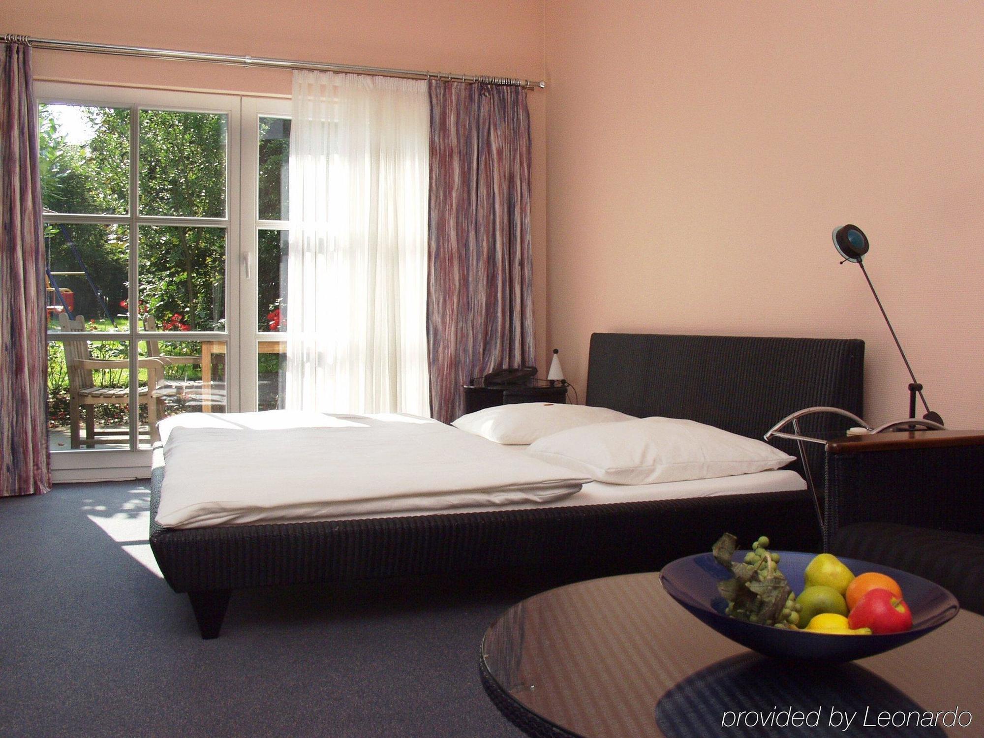 Domicil Boardinghaus Bad Aachen Hotel Bagian luar foto