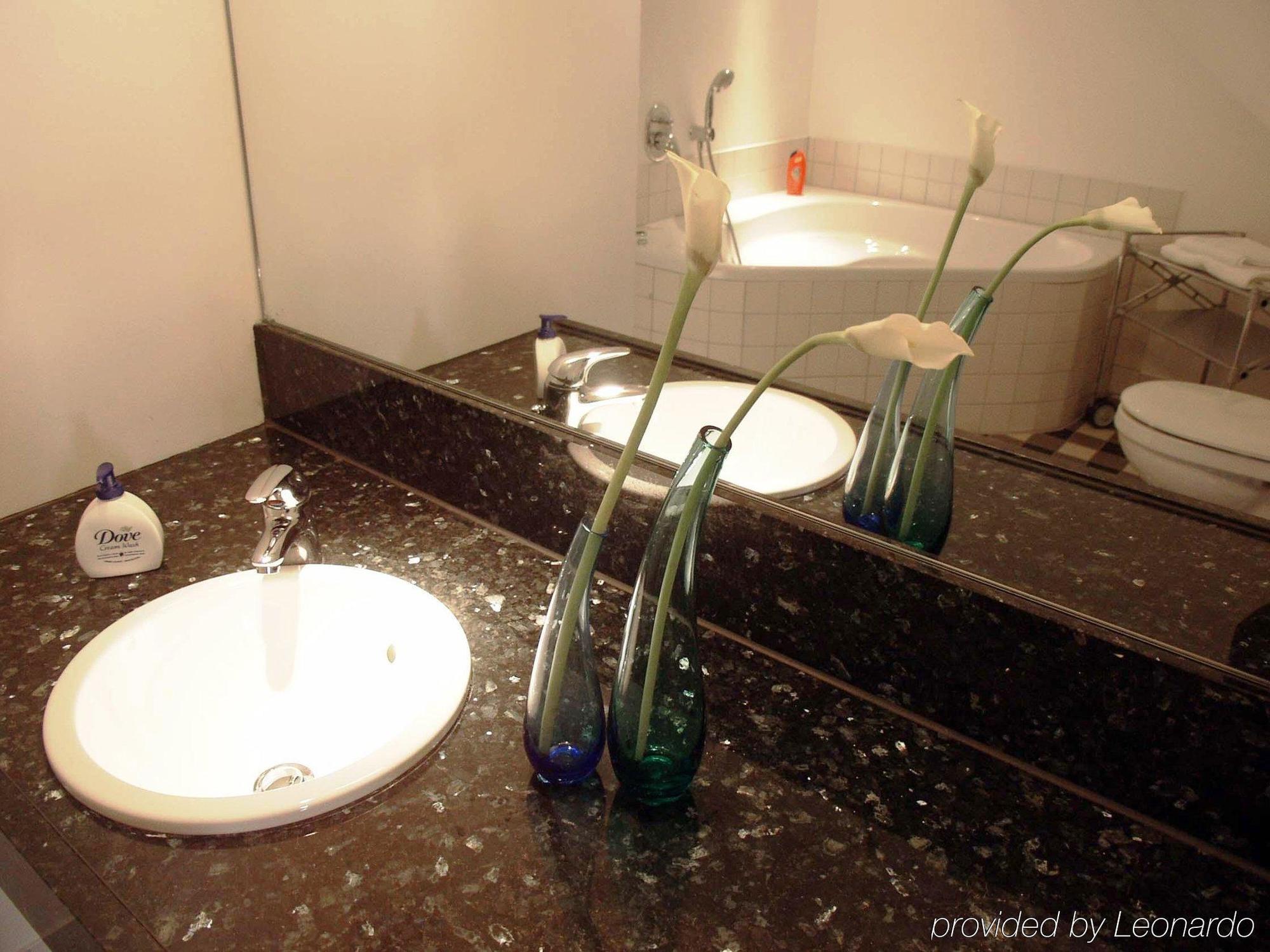 Domicil Boardinghaus Bad Aachen Hotel Bagian luar foto