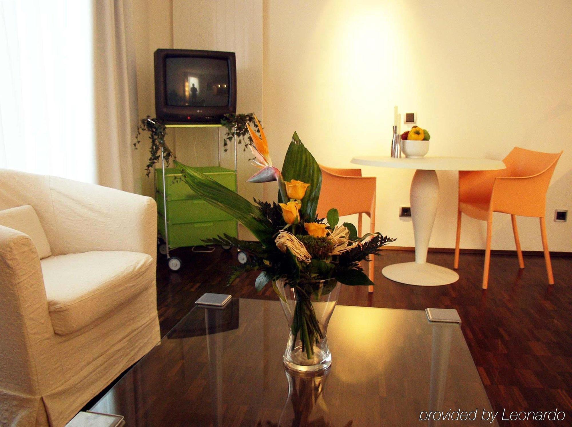 Domicil Boardinghaus Bad Aachen Hotel Bagian luar foto